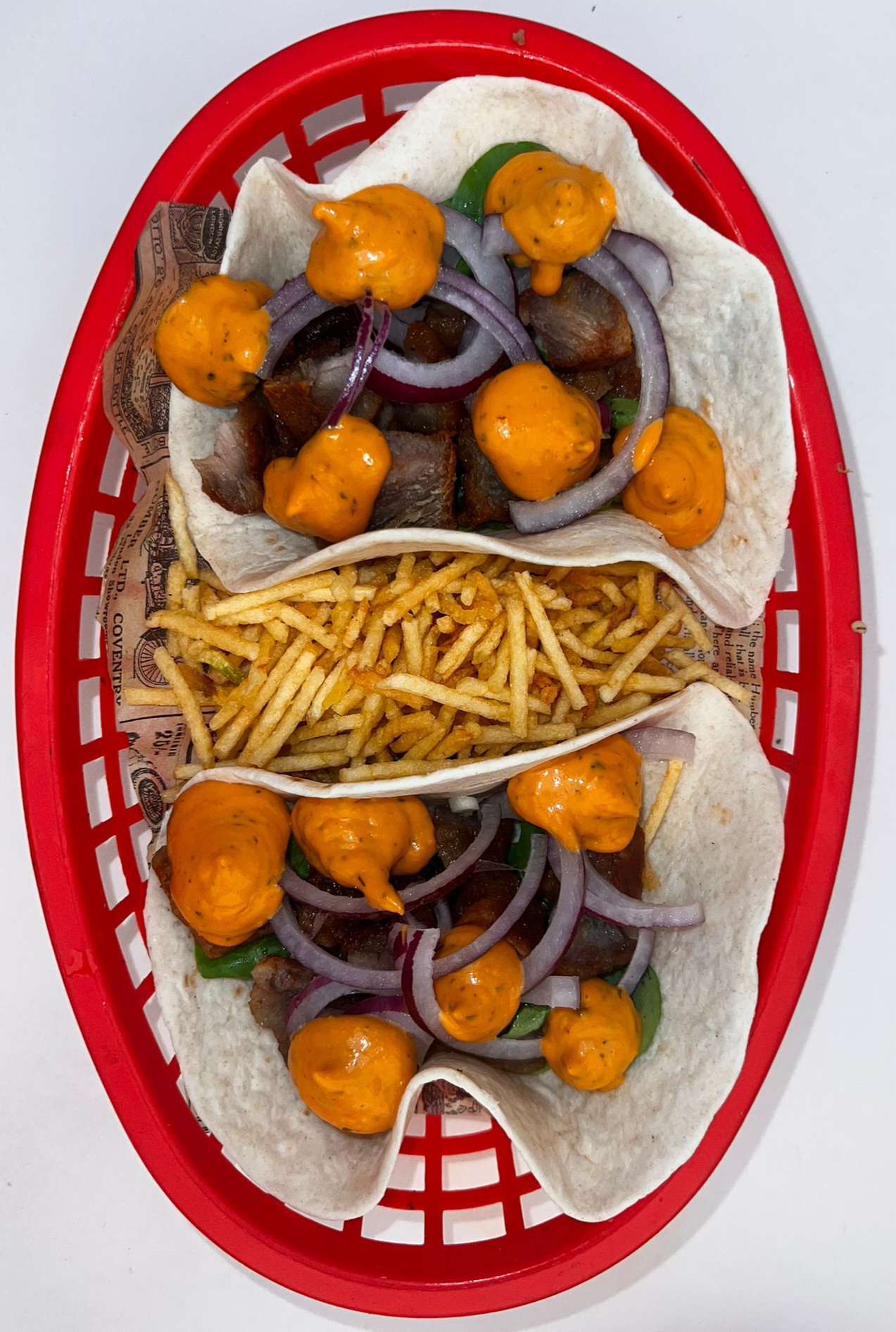 Pork rind tacos with gaucho sauce (2 units)