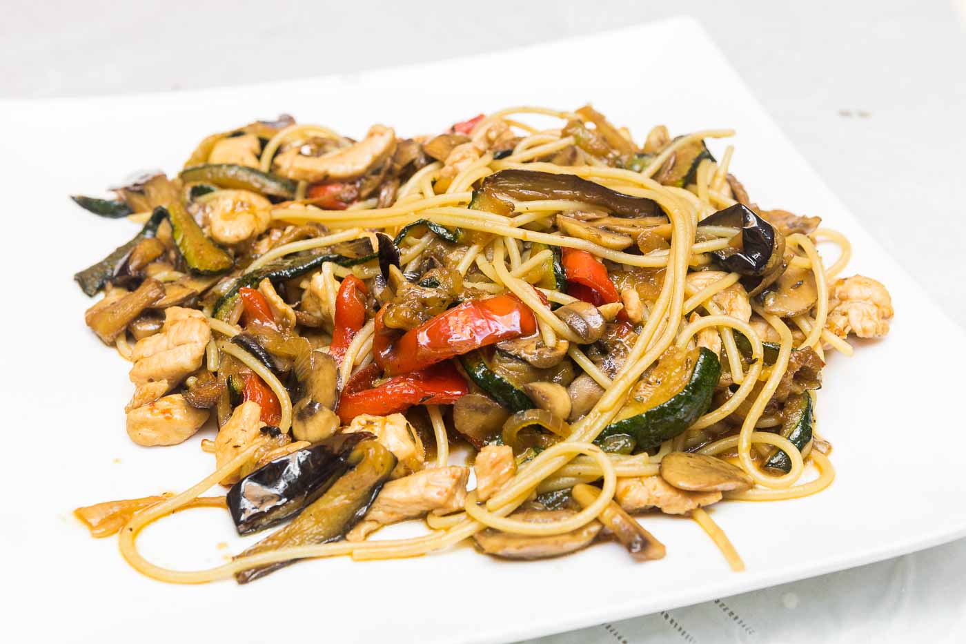 Цыпленок и овощи