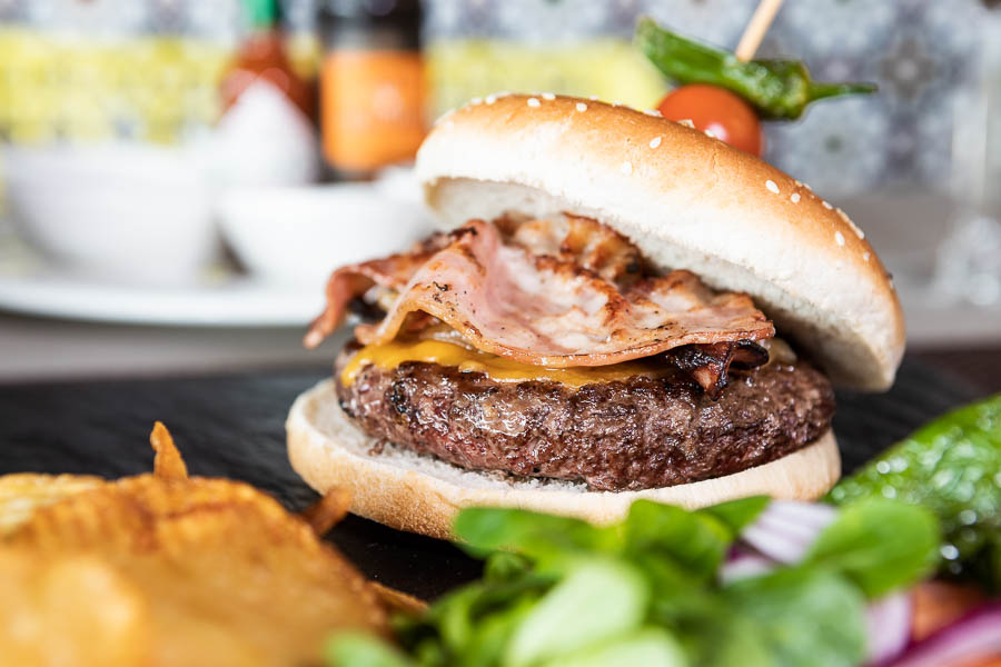 Свиной бургер