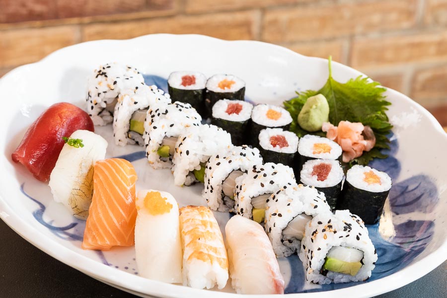 Sushi variado