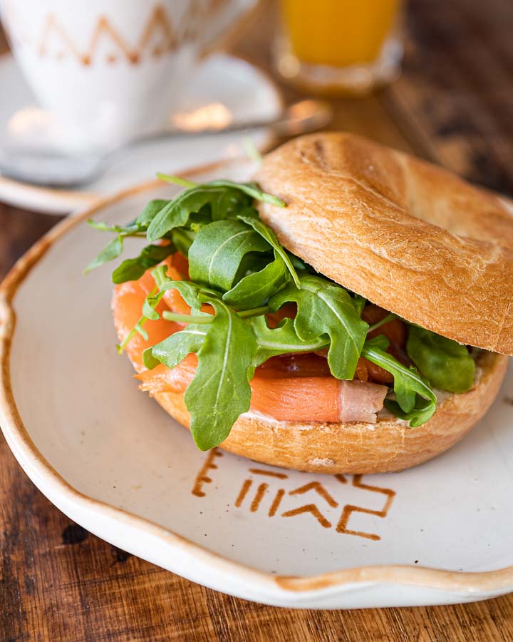 Desayuno Nórdico con café y zumo de naranja natural