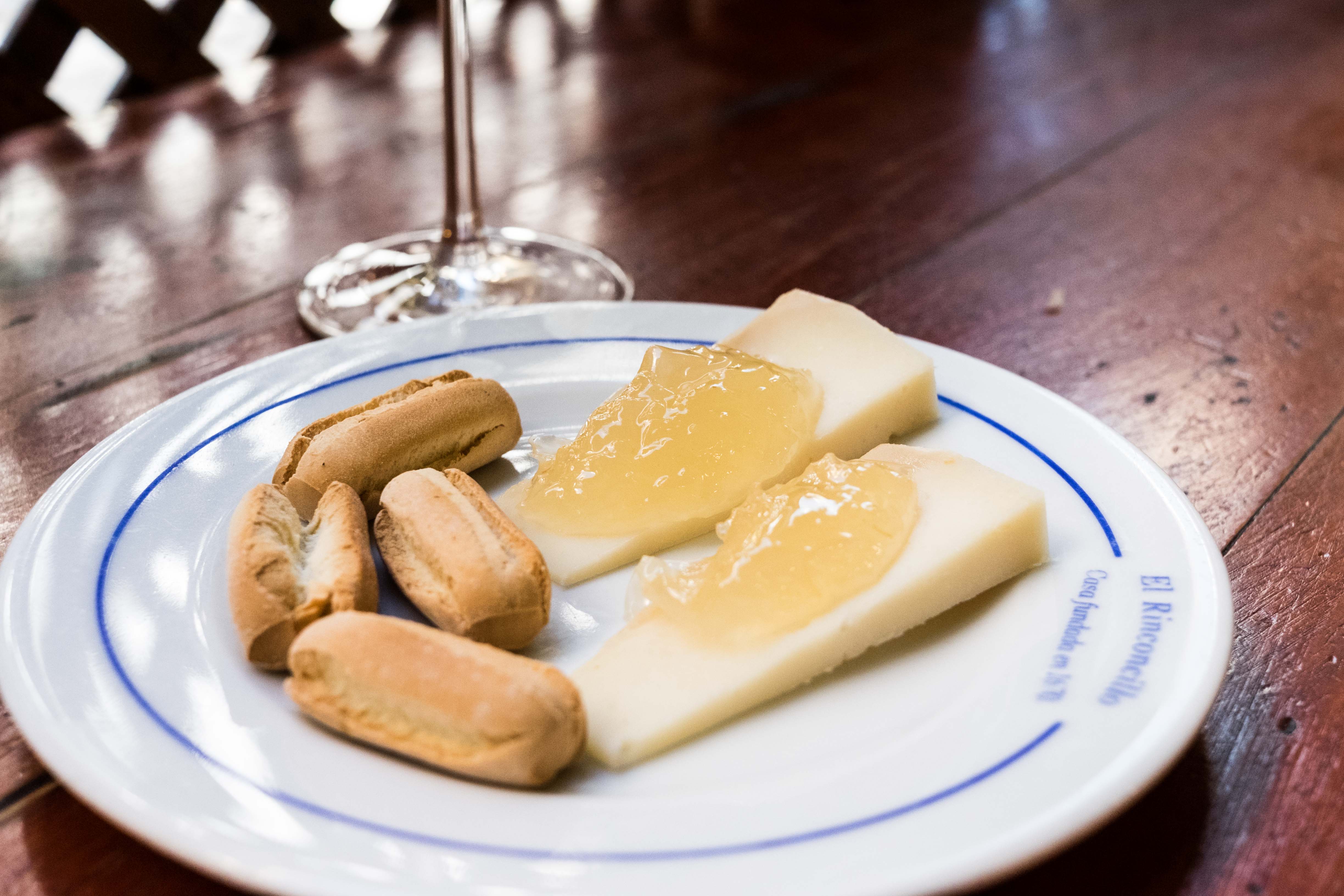 Manchego-Käse mit Kürbis-Marmelade 