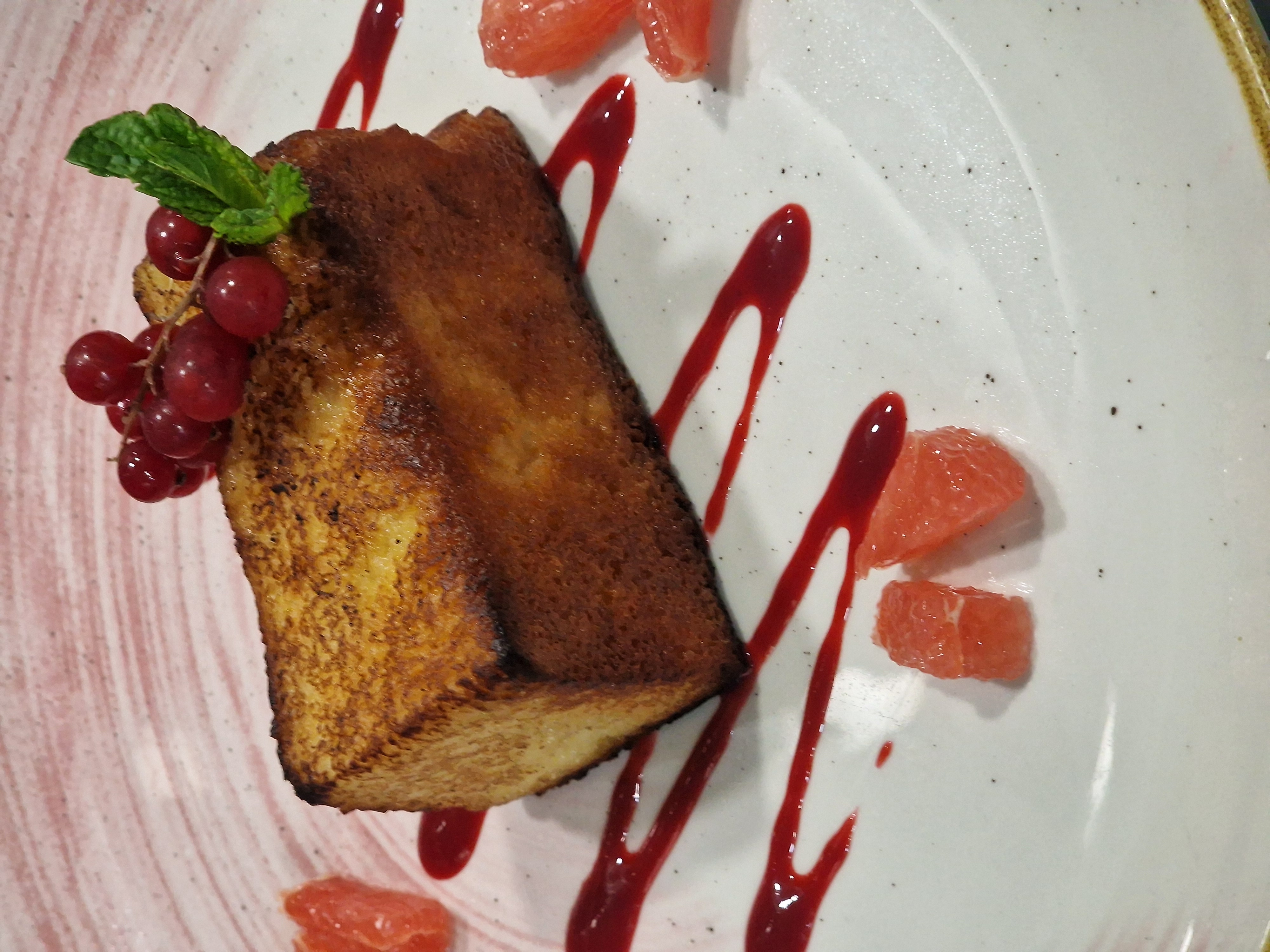 Tempered torrija ingot with raspberry sorbet