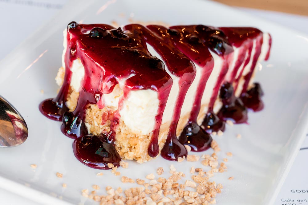 Cheesecake with Blueberries