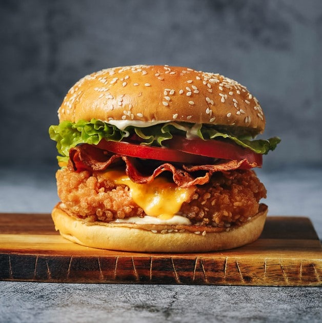 Crispy Chicken Club Burger