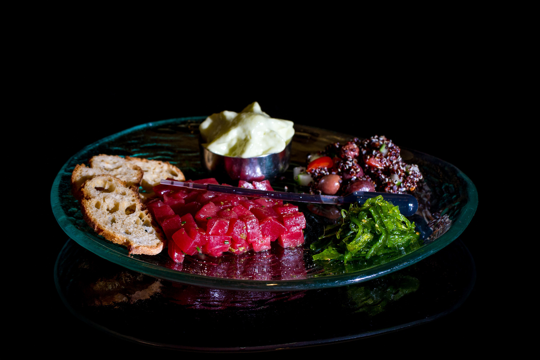 Tuna tartar with quinoa, wakame, wasabi and soy salad