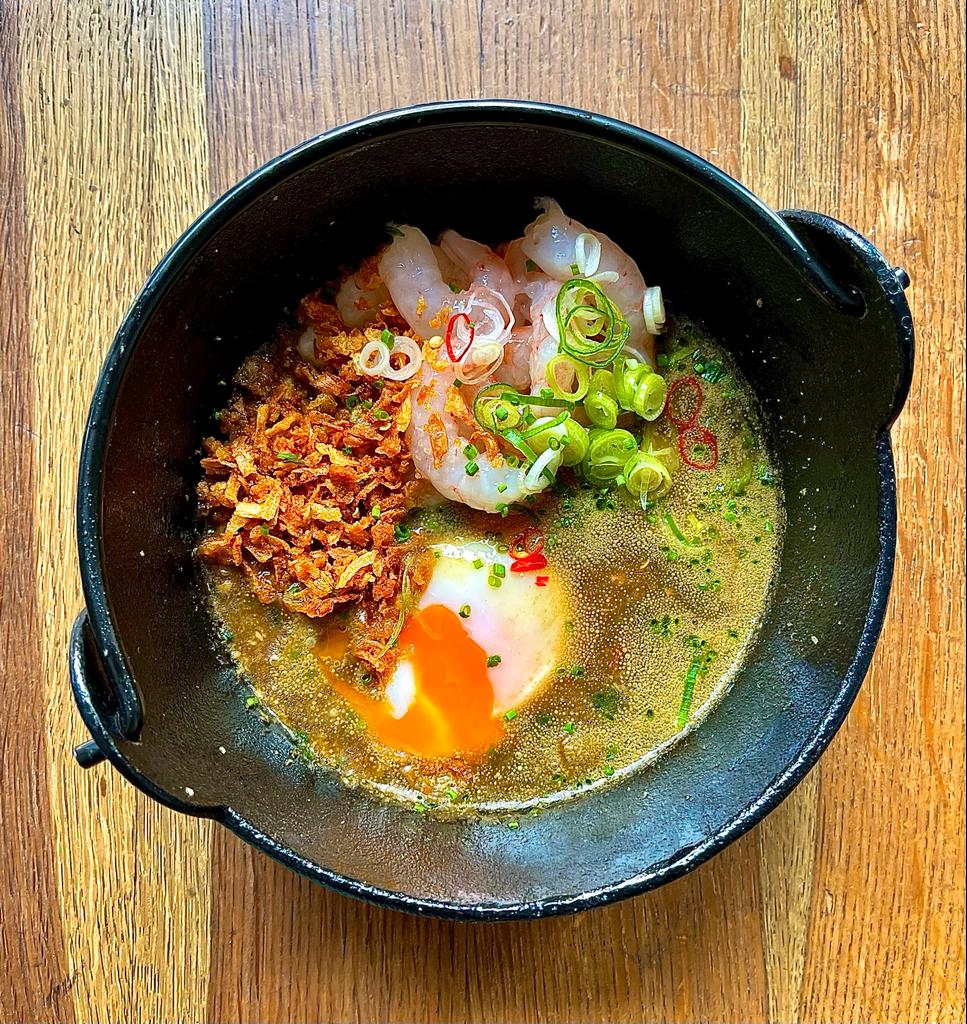 Caldereta de gambas al ajillo