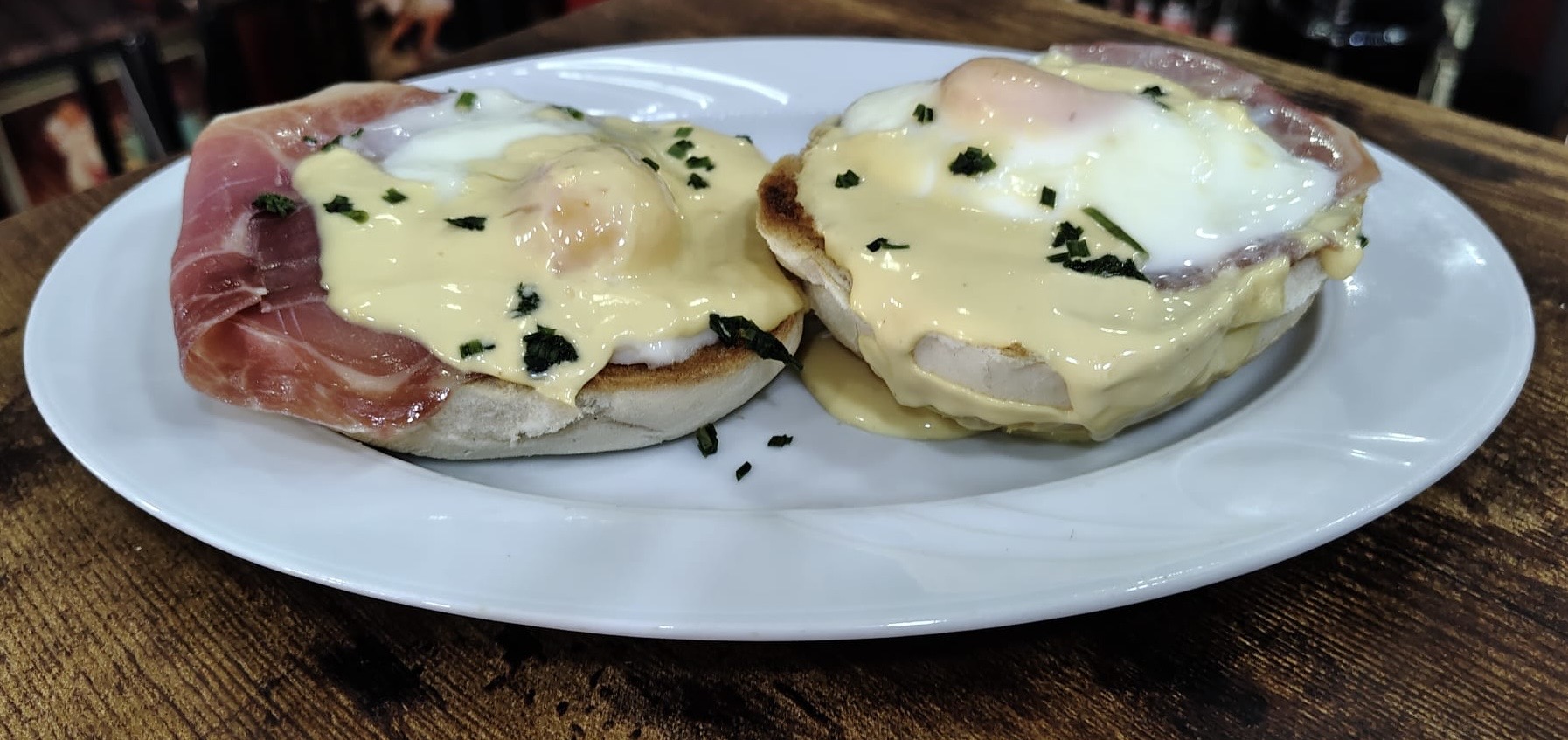 Eggs Benedictine