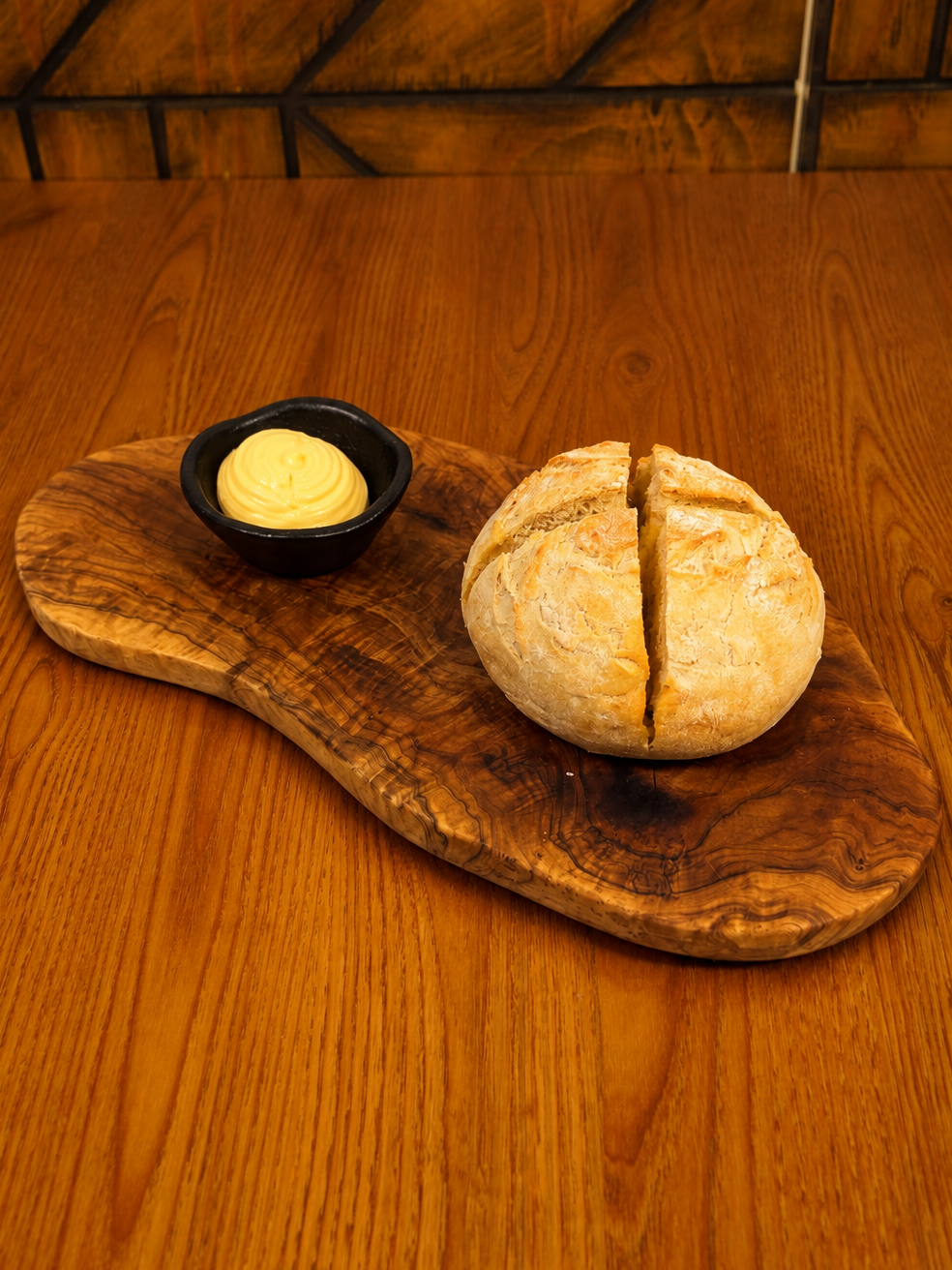 Homemade bread and Piquitos