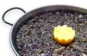 RIZ NOIR avec AIOLI (Prix par personne, minimum pour deux)