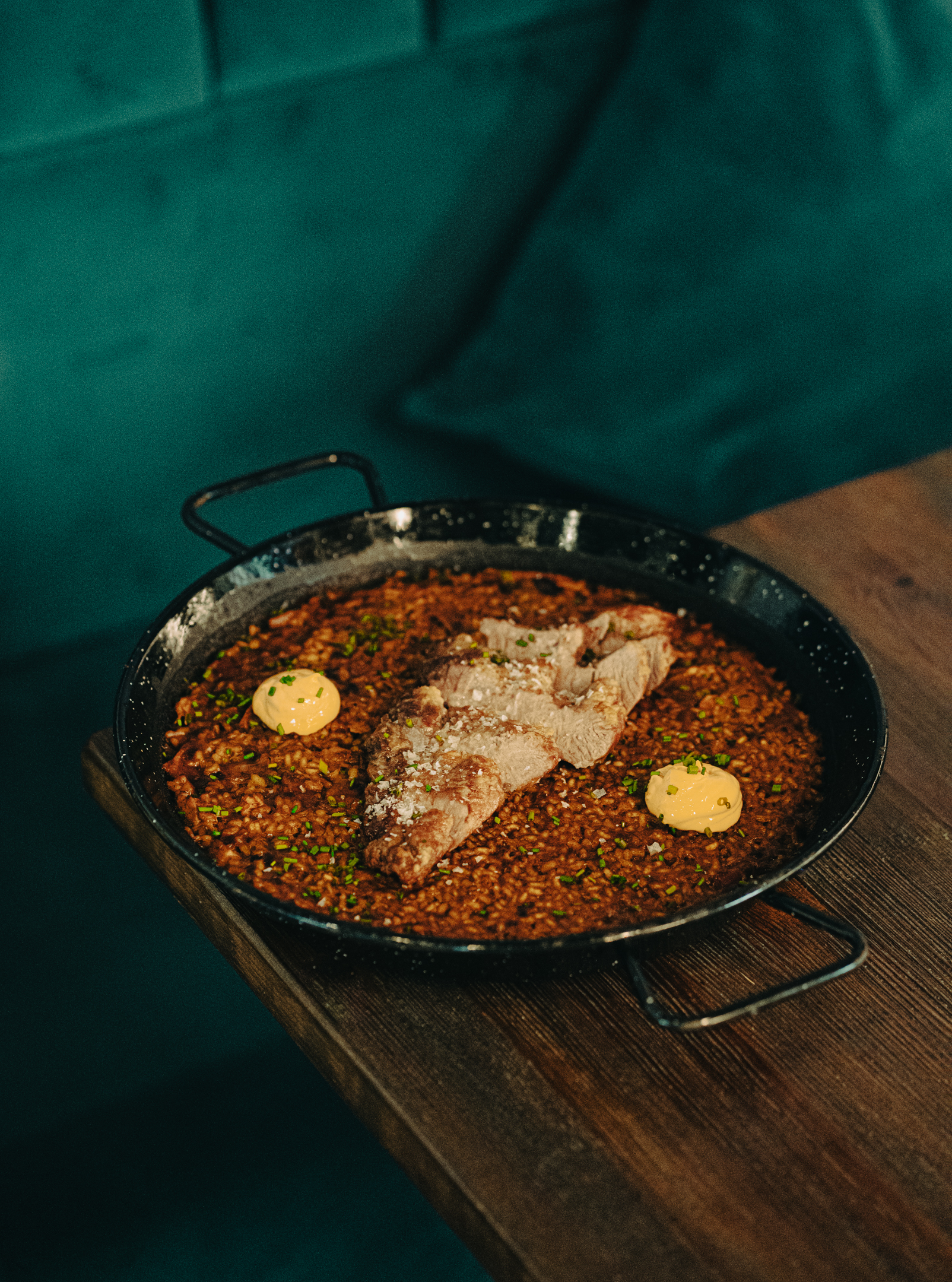 Arroz seco de ibéricos