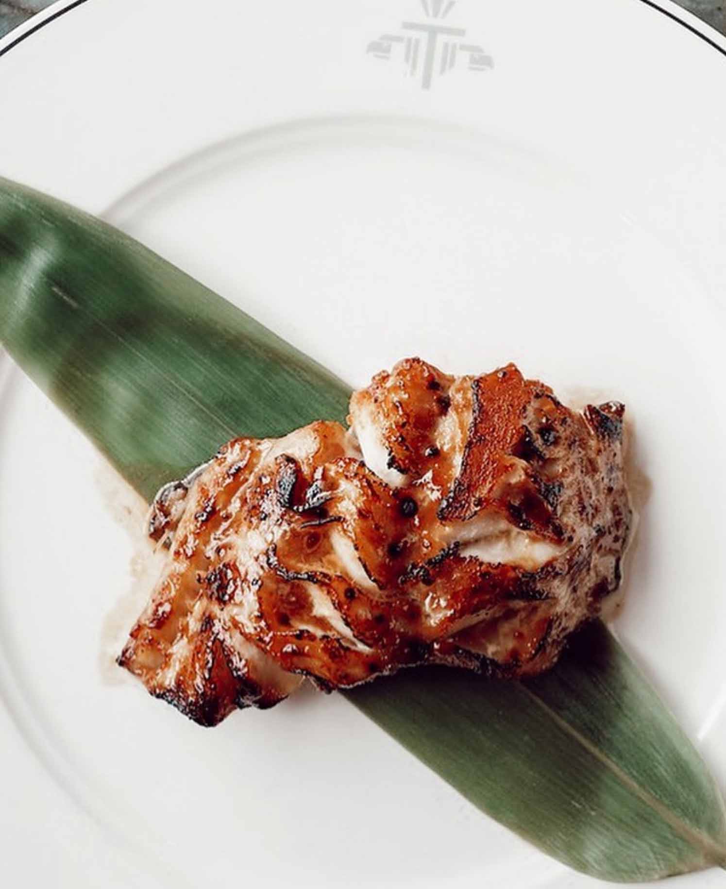 Bacalao negro gratinado con miso