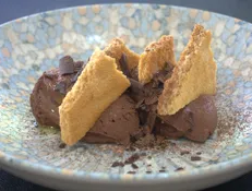 チョコレートクリームとレディフィンガー