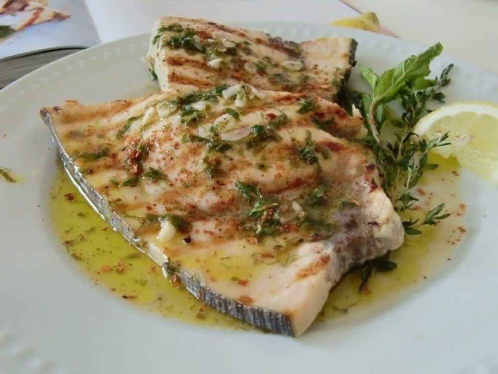 GRILLED SLICE OF STONE BASS