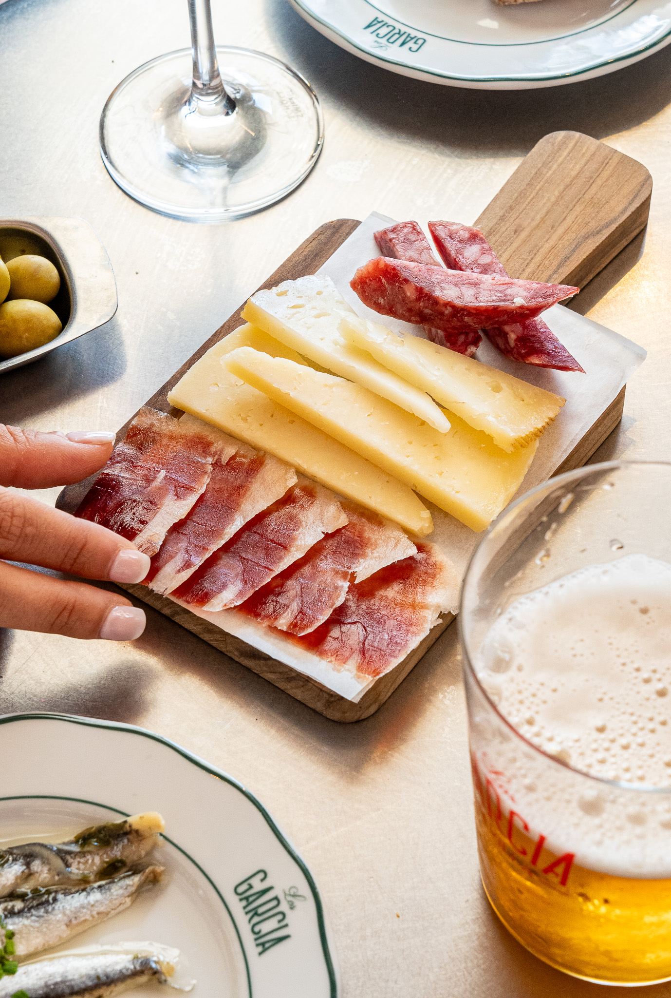 García's board of sausages and cheeses (pax)