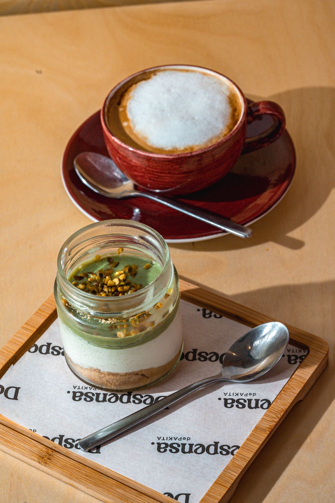 WHITE CHOCOLATE WITH PISTACHIO