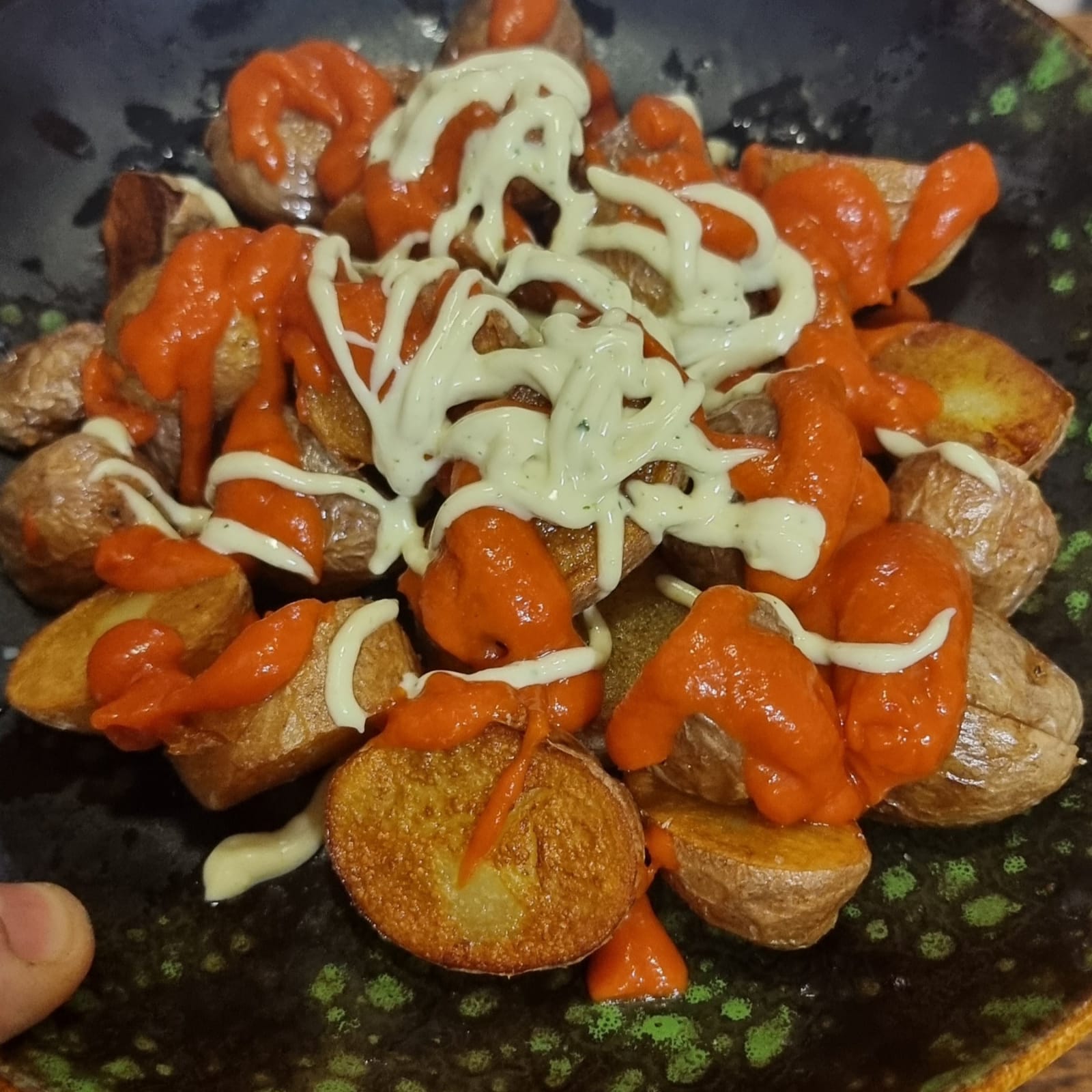 Patatas bravas “picoteo"