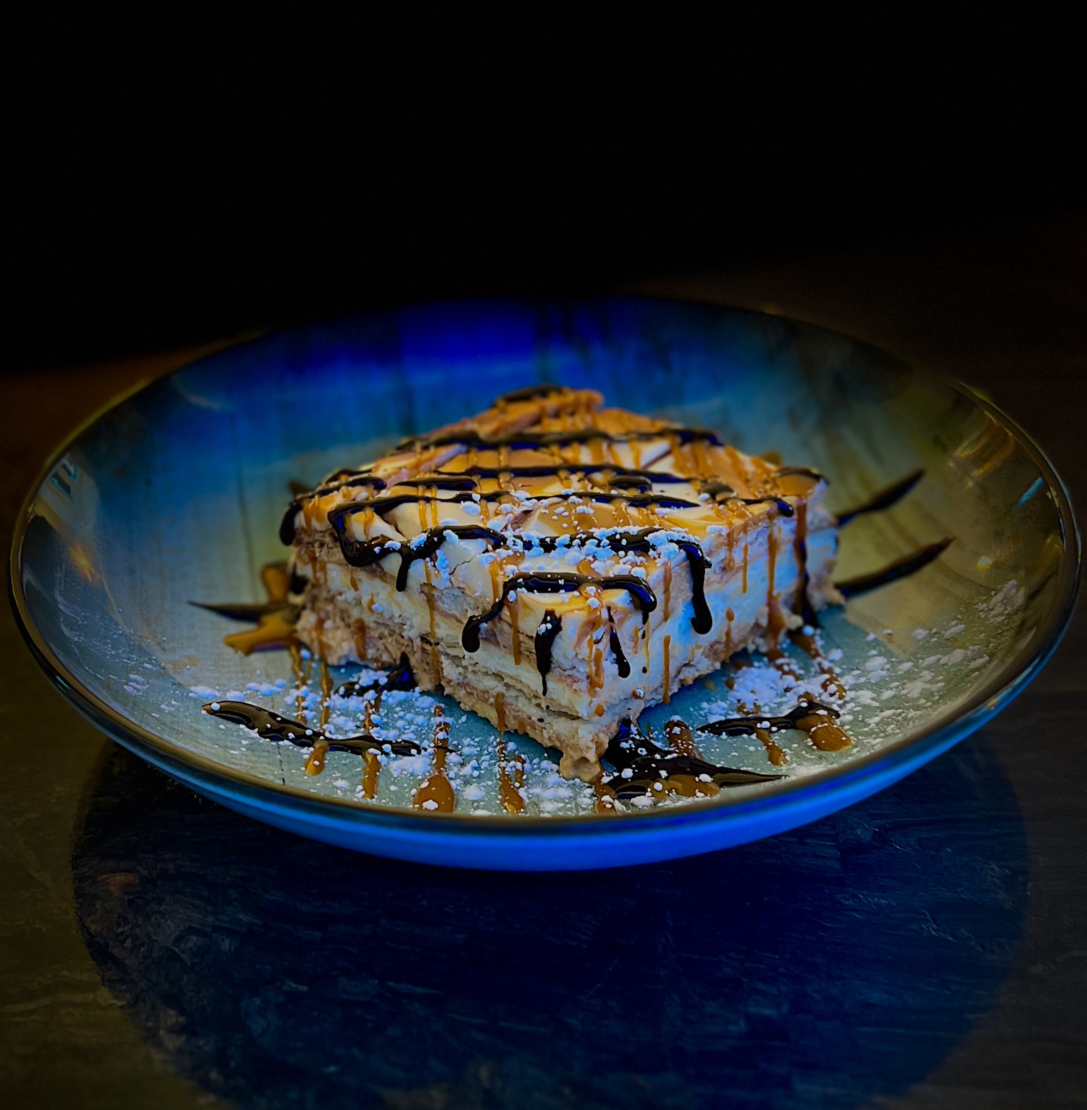 CARAMEL BISCUIT TORTE WITH MASCARPONE AND CHOCOLATE 