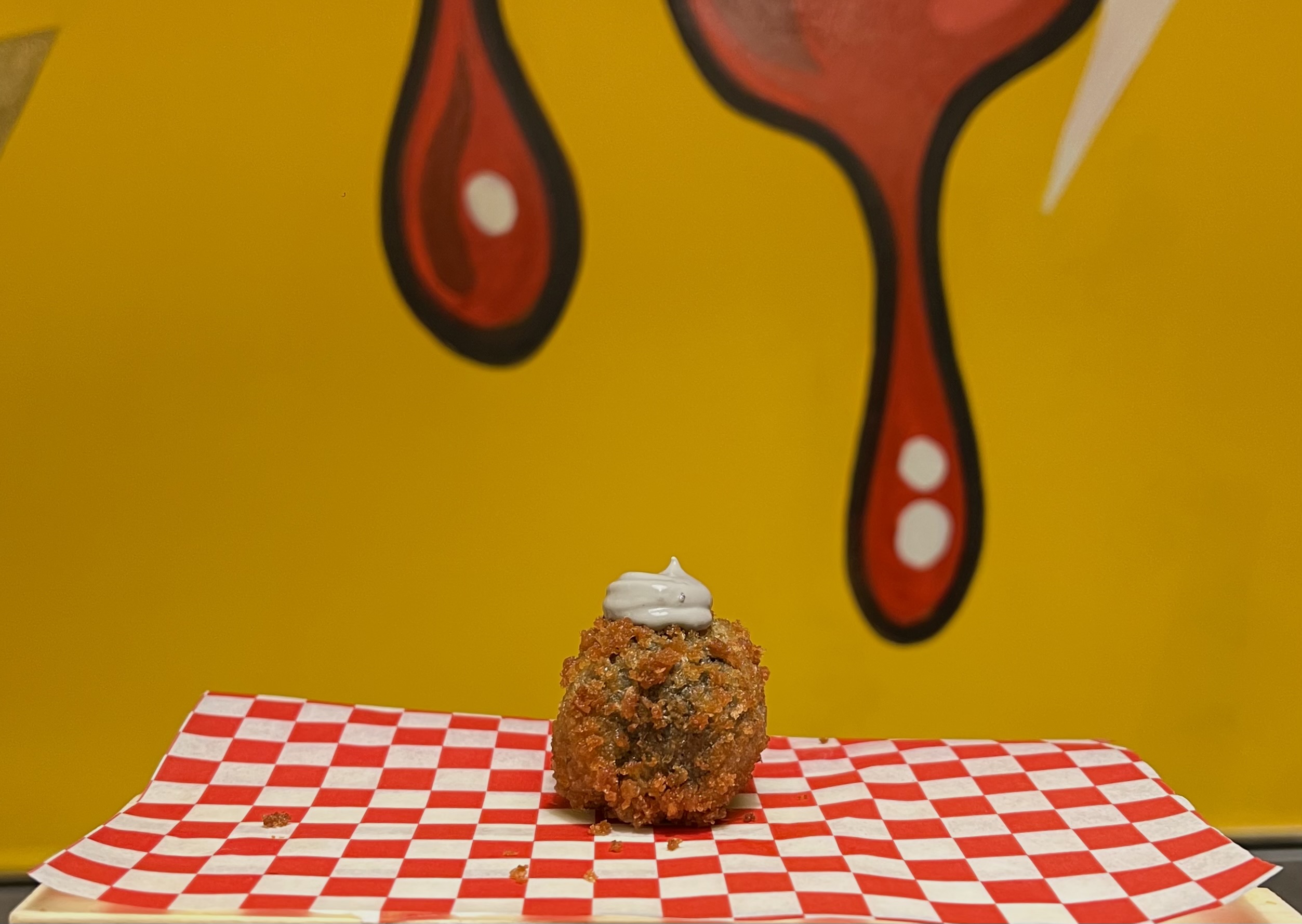 1 x HOMEMADE SCULPTURE CROQUETTE