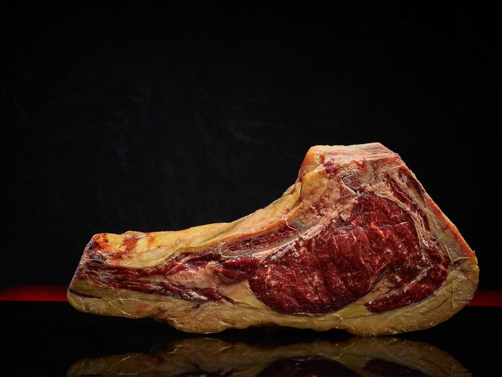 Simmental high-loin steak, chosen by weight