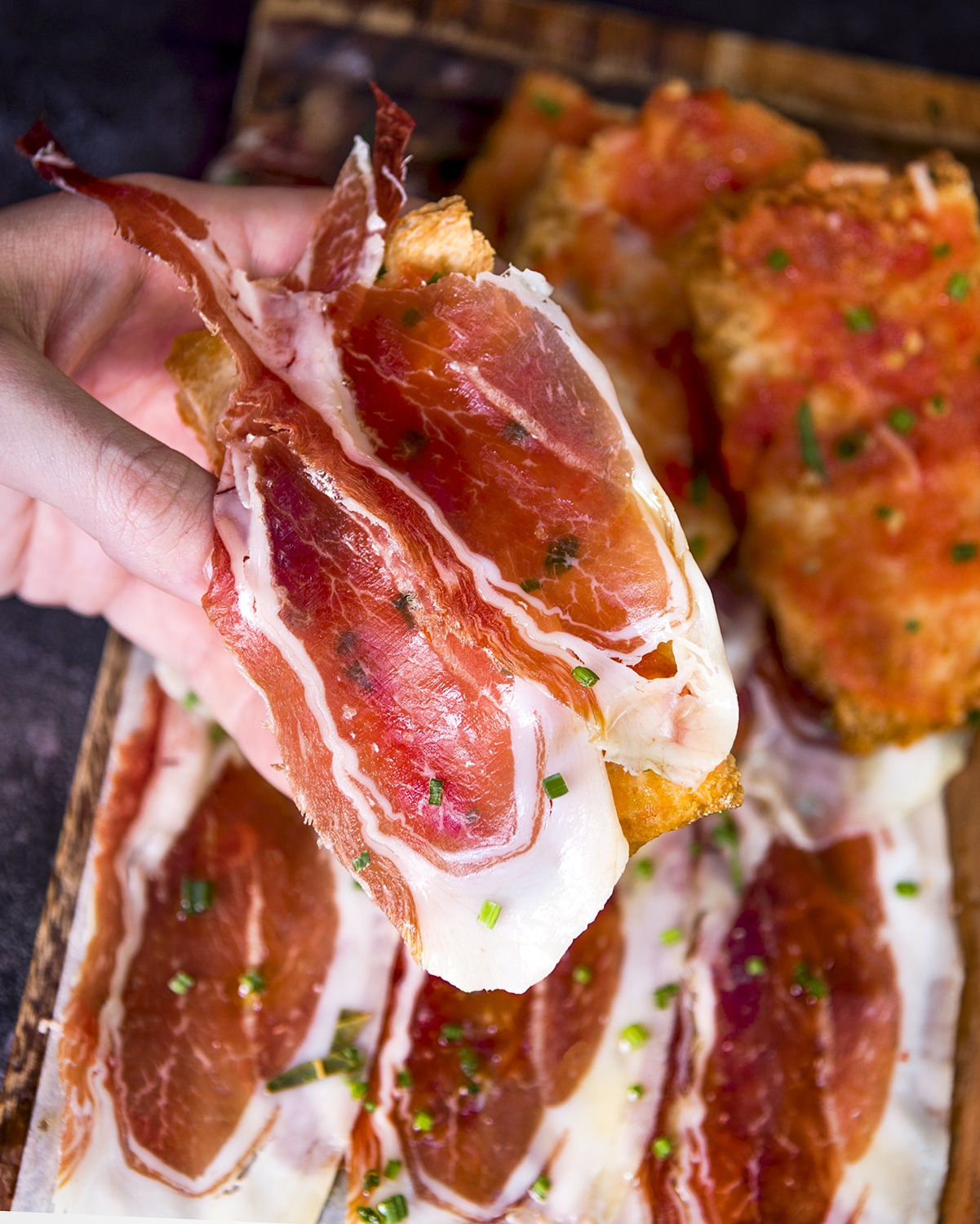 Iberian ham 100% acorn D.O Guijuelo and crystal bread with tomato