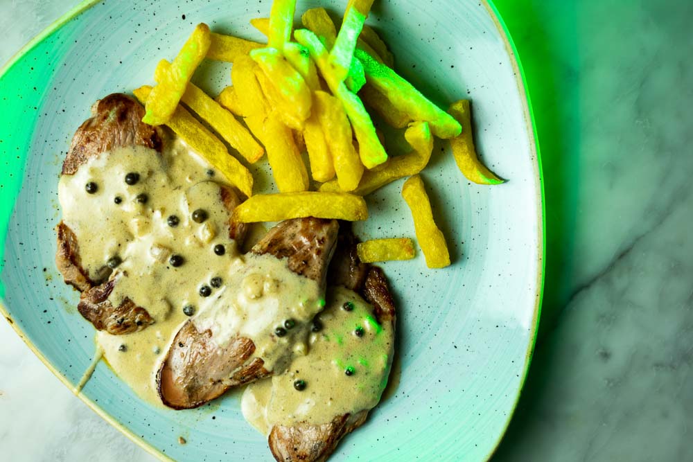 Sirloin with pepper sauce