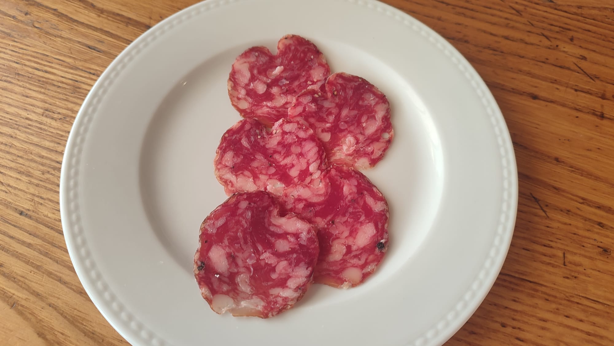 tapa de linguiça ibérica alimentada com bolotas