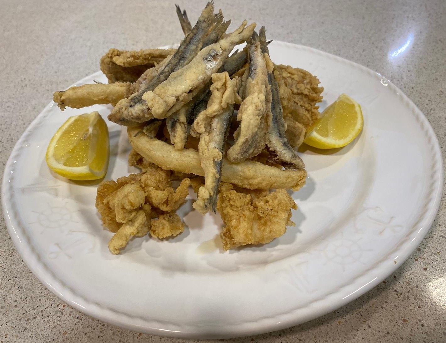 Variedade de peixe frito de Cádiz (200 gr.)