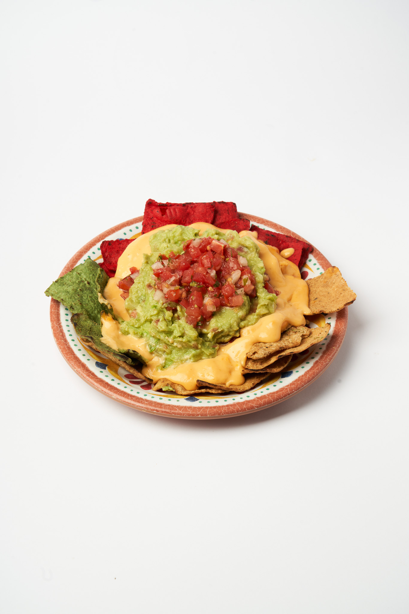 Totopos with guacamole and pico de gallo