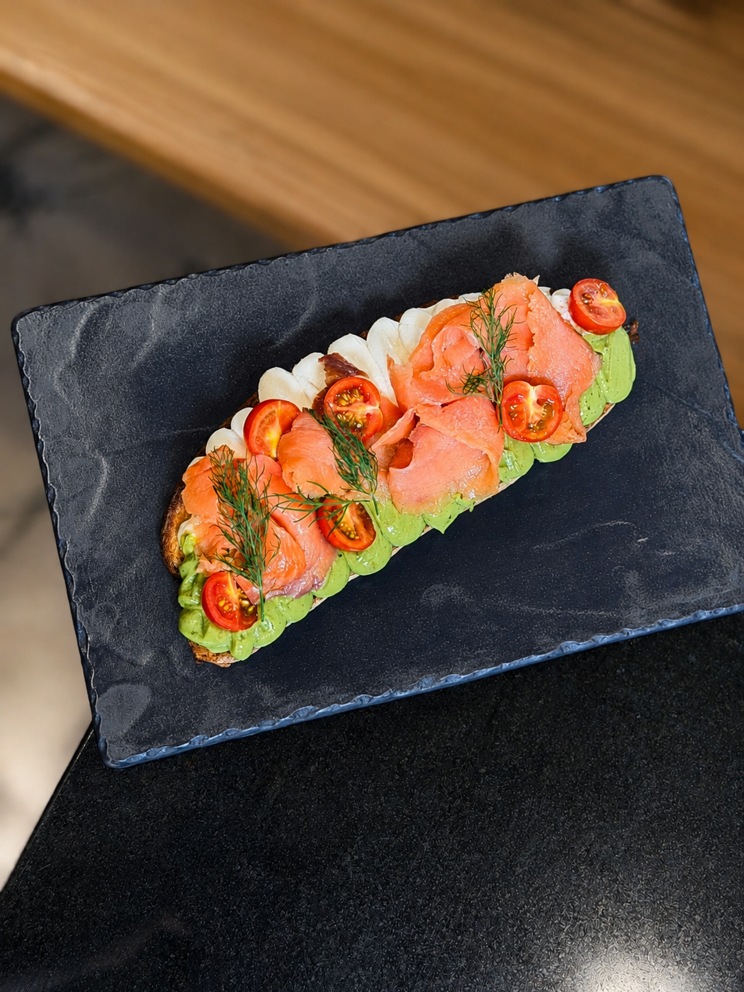 Smoked salmon toast