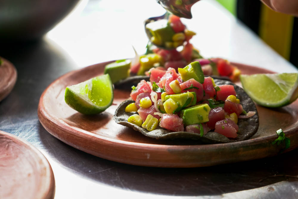 マグロのトスターダ