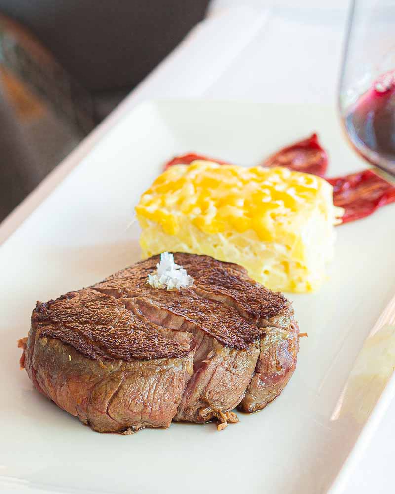 Grilled sirloin center with garnish