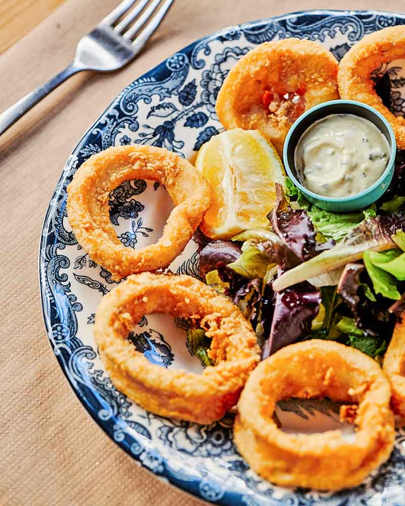 Calamares a la andaluza con nuestro alioli