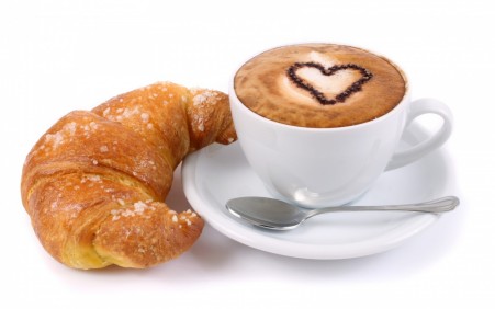Café con croissant