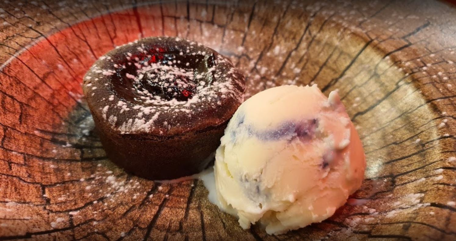 COULANT DE CHOCOLATE CON HELADO