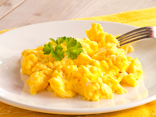 Scrambled eggs or fried eggs (2 units)