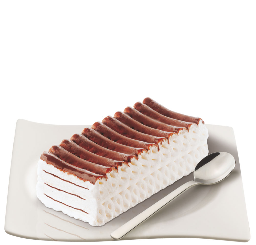 Plain ice-cream with crunchy chocolate flakes