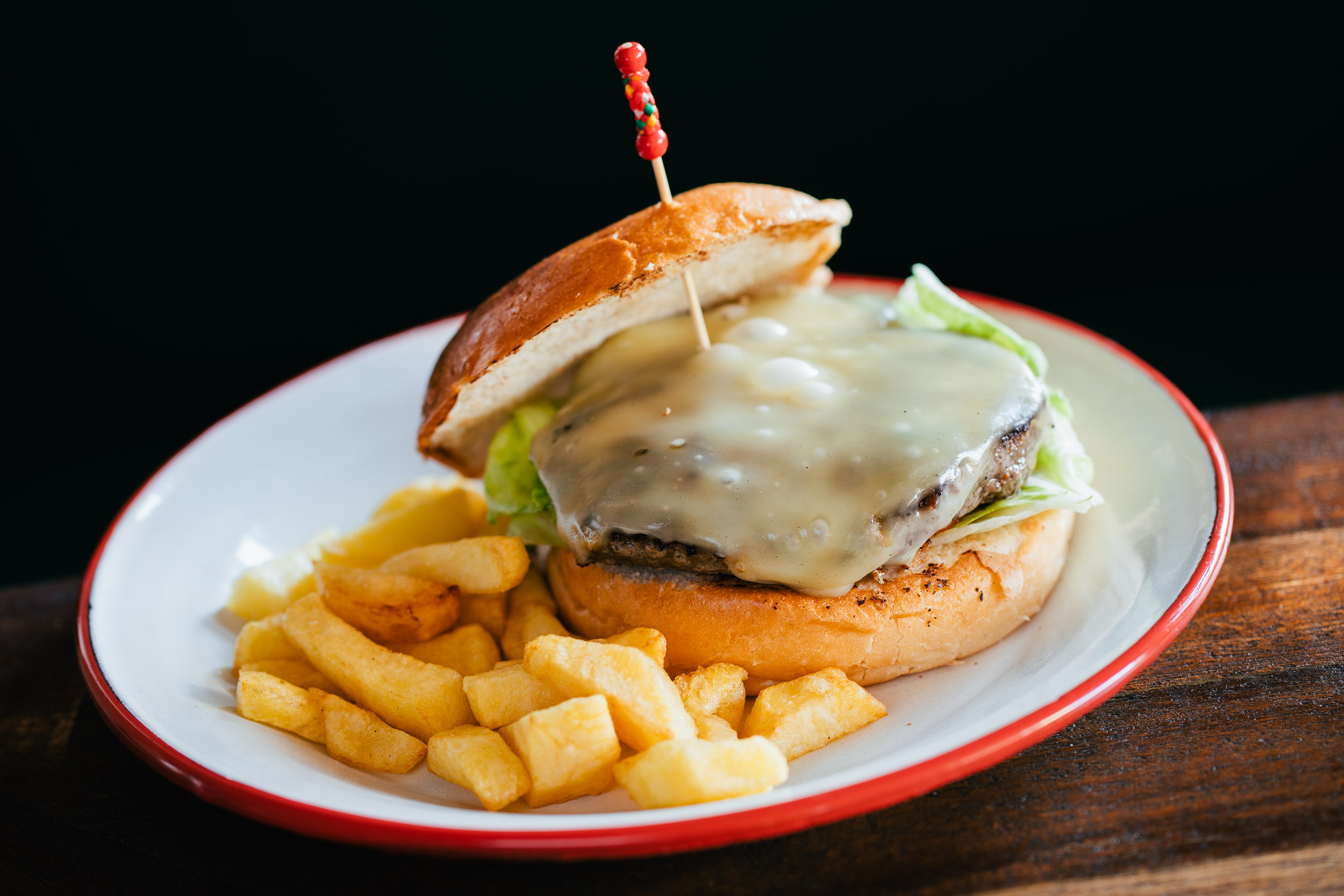 HAMBURGUESA CLÁSICA