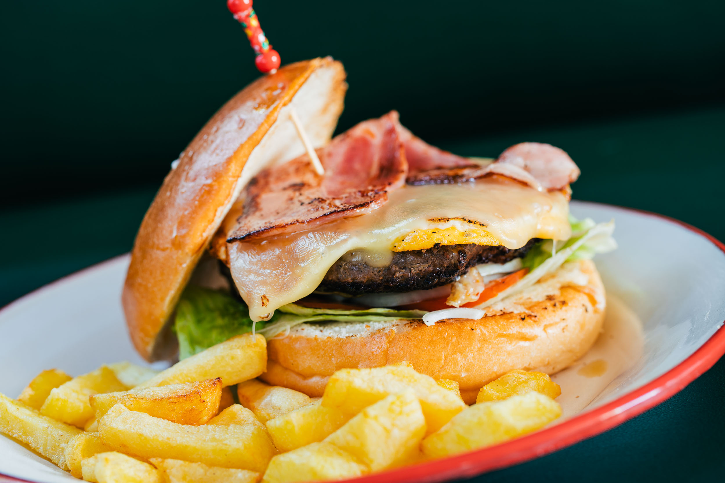 HAMBURGUESA COMPLETA