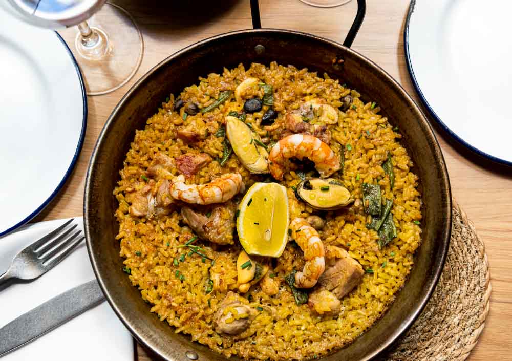 Mixed chicken and seafood paella